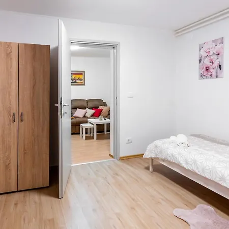Apartma Lozar Ajdovščina