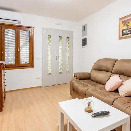 Apartmán Apartma Lozar *